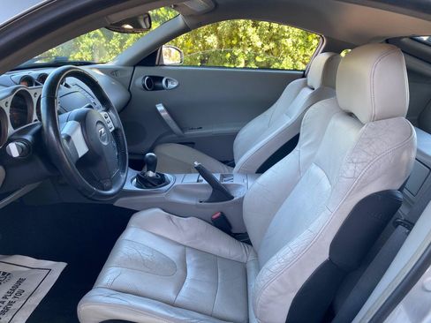 Used 2003 Nissan 350Z Touring RWD image 26