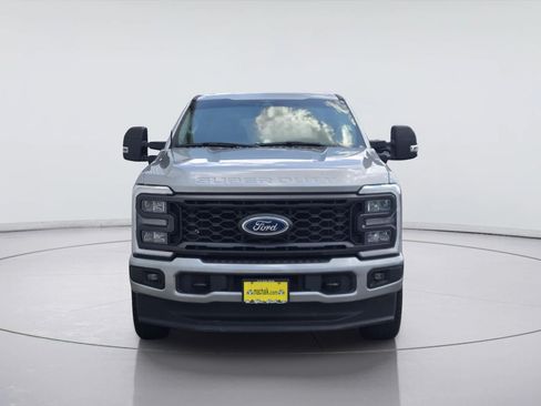 Used 2023 Ford F250 XL w/ STX Appearance Package AWD/4WD image 2