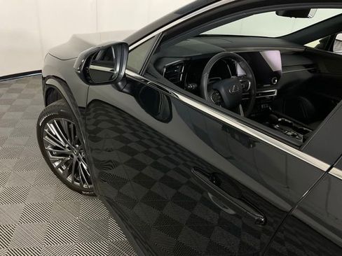 Used 2024 Lexus RX 450h AWD w/ Luxury Package image 35