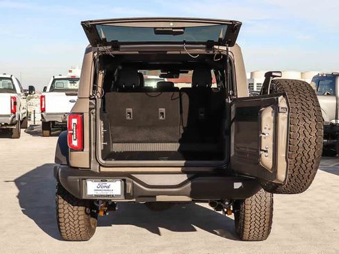 New 2026 Ford Bronco Badlands w/ Sasquatch Package AWD/4WD image 28