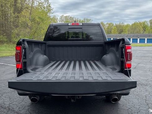 Used 2019 RAM 1500 Laramie AWD/4WD image 7