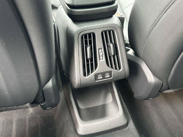 Used 2026 BMW X1 xDrive28i AWD/4WD image 18