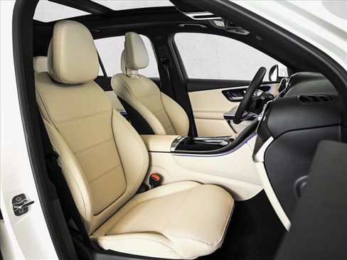 New 2026 Mercedes-Benz GLC 350e 4MATIC image 23