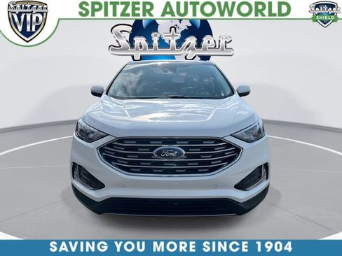 Used 2022 Ford Edge Titanium image 3