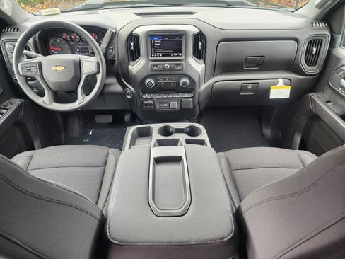 New 2026 Chevrolet Silverado 2500 Custom w/ Custom Value Package image 20