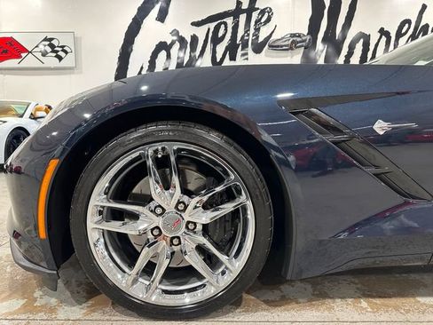 Used 2016 Chevrolet Corvette Stingray Convertible w/ 2LT Preferred Equipment Group RWD image 18
