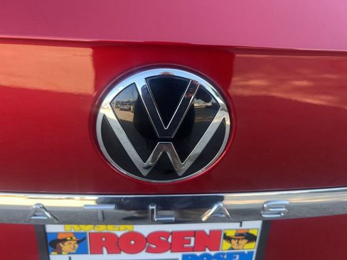 Used 2021 Volkswagen Atlas SEL Premium image 35