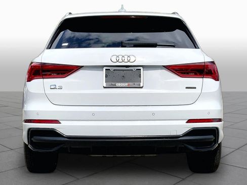 Used 2021 Audi Q3 2.0T Premium w/ Convenience Package AWD/4WD image 5