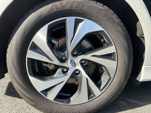 Certified 2025 Subaru Legacy Premium AWD/4WD image 7