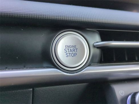 New 2025 Hyundai Tucson SE image 20