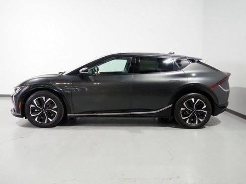 Used 2024 Kia EV6 Wind w/ Wind Technology Package AWD/4WD image 8