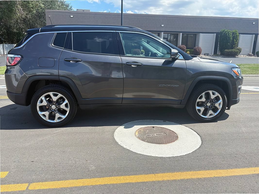 Used 2018 Jeep Compass Limited AWD/4WD image 6