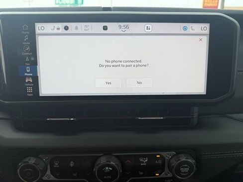 New 2025 Jeep Gladiator Mojave image 25