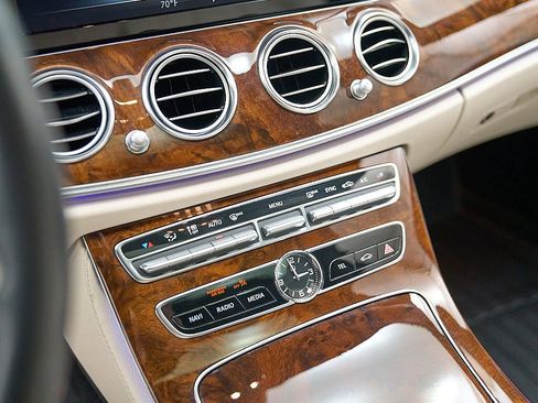 Used 2019 Mercedes-Benz E 450 4MATIC Wagon image 22