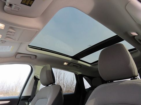 Used 2021 Ford Escape SE w/ Convenience Package image 5