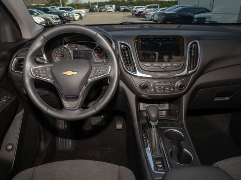 Used 2024 Chevrolet Equinox LT image 7