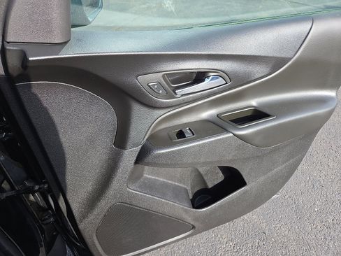 Used 2024 Chevrolet Equinox LT image 17