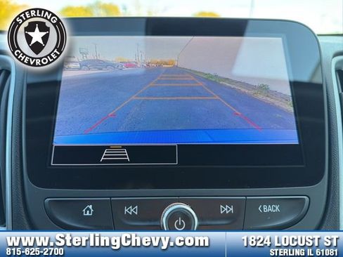 Used 2023 Chevrolet Malibu LT image 17