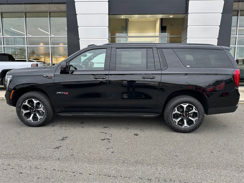 New 2026 GMC Yukon XL AT4 image 2
