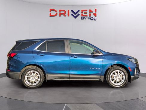 Used 2022 Chevrolet Equinox LT image 6