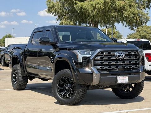 Used 2023 Toyota Tundra Platinum AWD/4WD image 2