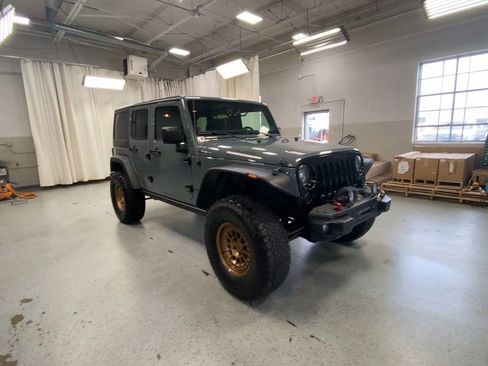 Used 2014 Jeep Wrangler Unlimited Sport AWD/4WD image 3