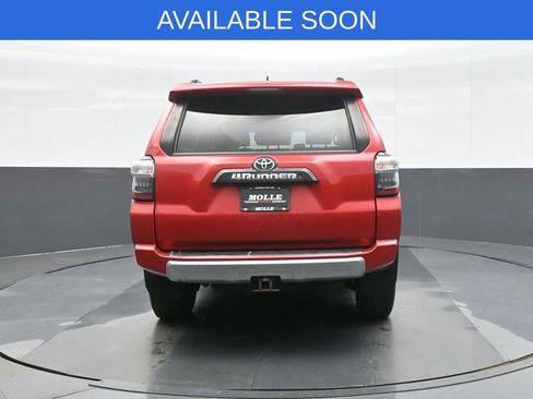 Used 2015 Toyota 4Runner Trail AWD/4WD image 6