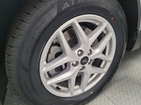 Used 2023 Ford Edge SEL image 31