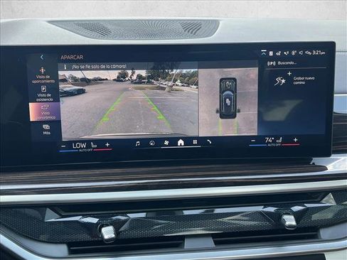 Used 2025 BMW X5 sDrive40i w/ Parking Assistance Package image 14