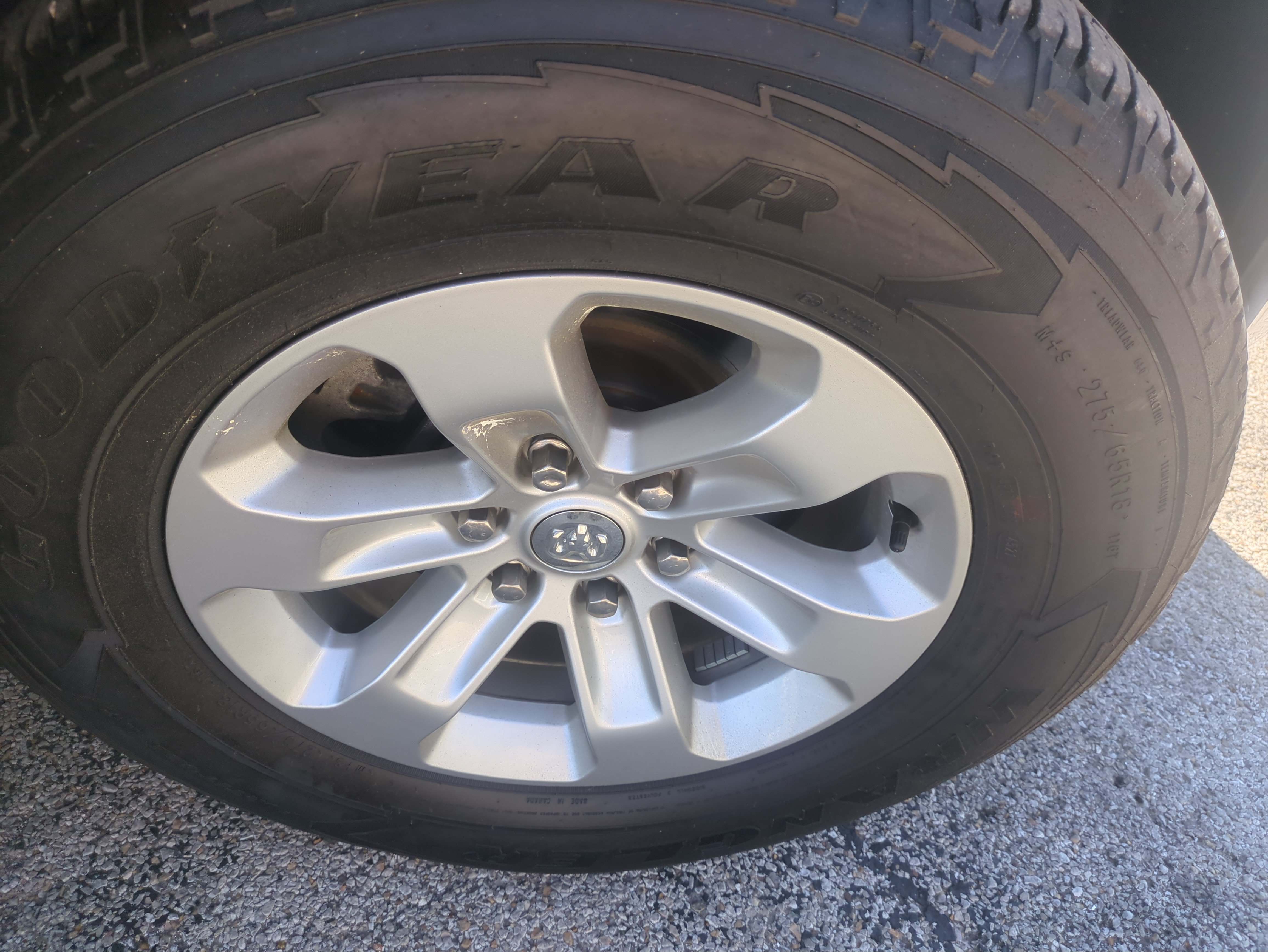 Used 2022 RAM 1500 Laramie AWD/4WD image 5