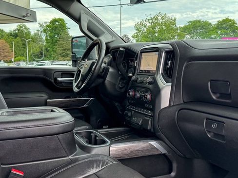 Used 2020 Chevrolet Silverado 2500 LTZ w/ LTZ Premium Package AWD/4WD image 16