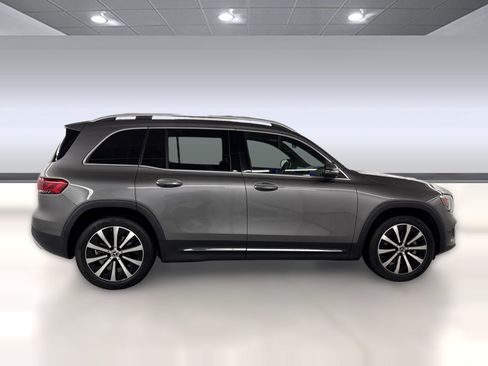 Certified 2023 Mercedes-Benz GLB 250 image 8