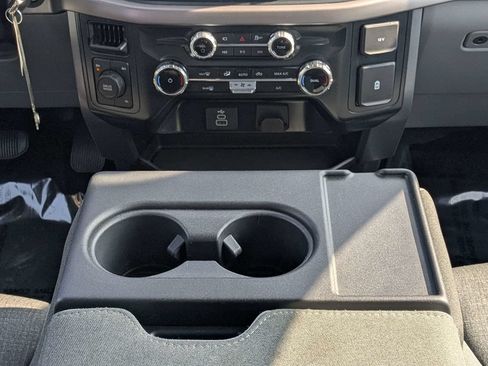 Used 2025 Ford F150 XLT w/ Equipment Group 301A Standard AWD/4WD image 17