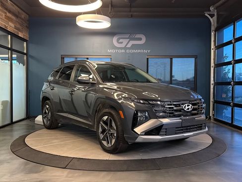 Used 2025 Hyundai Tucson SEL AWD/4WD image 1