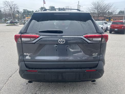 Used 2022 Toyota RAV4 XLE AWD/4WD image 6