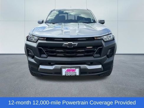 Used 2025 Chevrolet Colorado Trail Boss AWD/4WD image 2