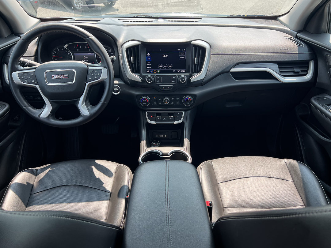 Used 2022 GMC Terrain SLT w/ Tech Package AWD/4WD image 29