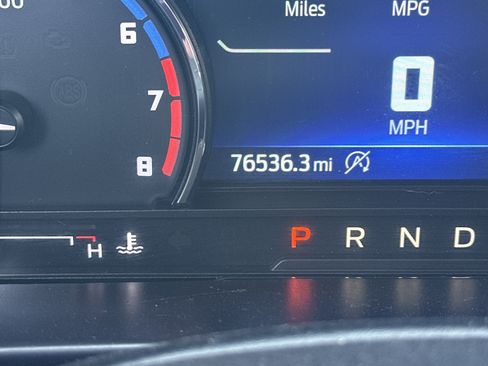Used 2022 Ford Bronco Sport Outer Banks w/ Tech Package AWD/4WD image 2