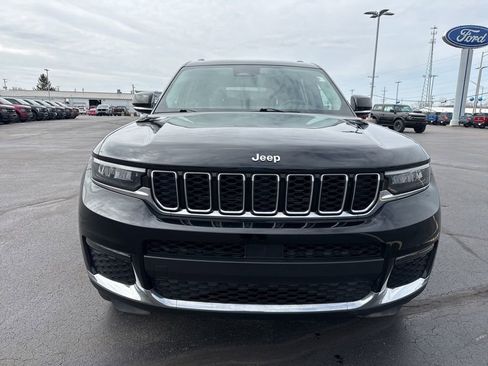 Used 2023 Jeep Grand Cherokee L Limited AWD/4WD image 3
