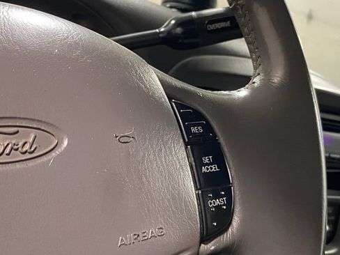 Used 2001 Ford F150 Lariat AWD/4WD image 37
