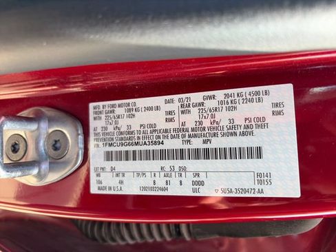 Used 2021 Ford Escape SE w/ Cold Weather Package AWD/4WD image 40