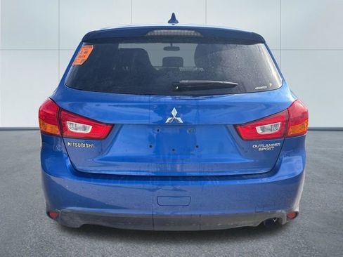 Used 2017 Mitsubishi Outlander Sport ES AWD/4WD image 3