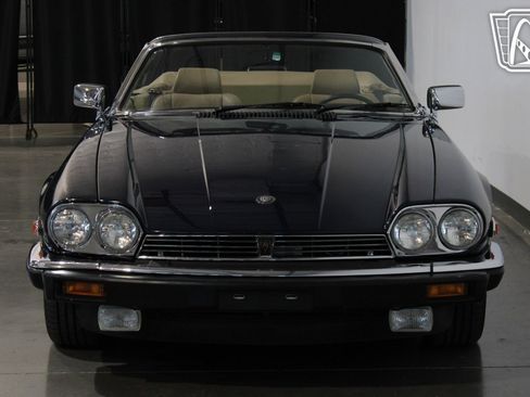 Used 1988 Jaguar XJS Convertible image 17