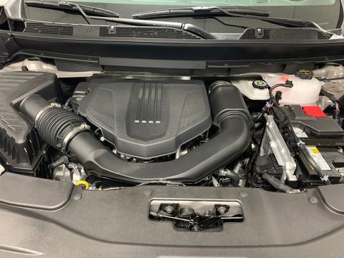 New 2026 Chevrolet Traverse Z71 w/ Driver Confidence Package image 16