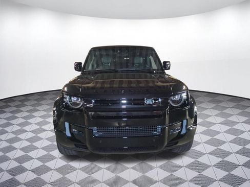 New 2026 Land Rover Defender 90 V8 AWD/4WD image 8