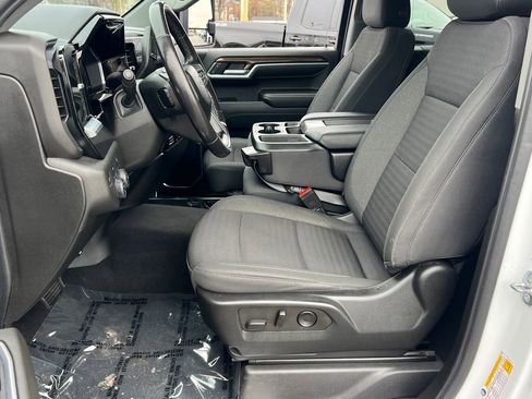 Used 2022 Chevrolet Silverado 1500 RST image 19