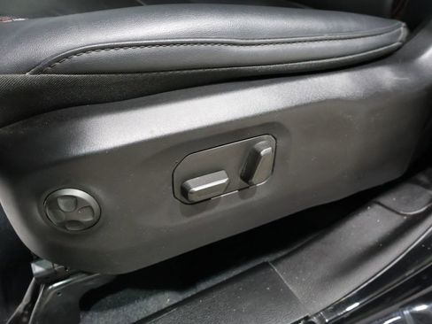 Used 2024 Jeep Wrangler Unlimited Rubicon w/ Convenience Group image 12