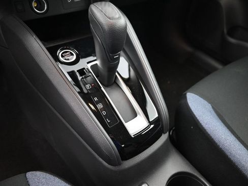 Certified 2025 Nissan Versa SV w/ Trunk Package FWD image 25