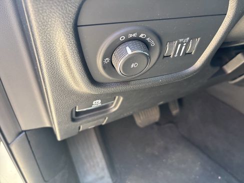 Used 2021 Jeep Grand Cherokee L Limited AWD/4WD image 44