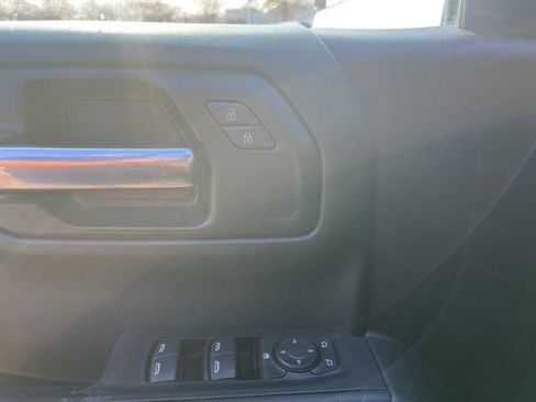Used 2021 Chevrolet Silverado 1500 Custom w/ Safety Confidence Package image 12